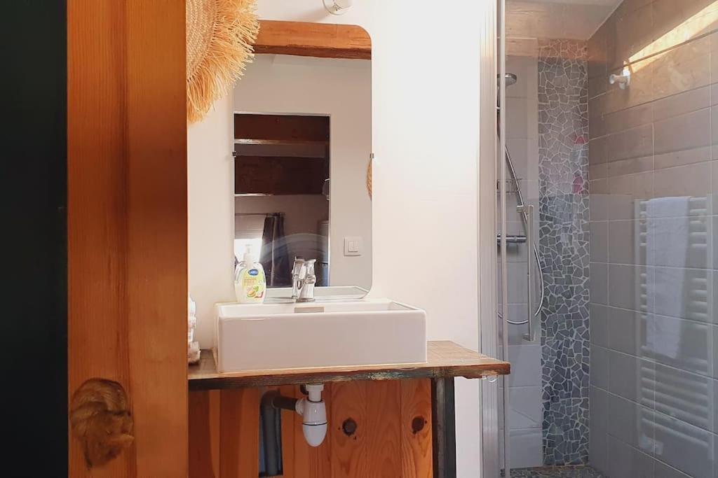 Le Loft Cosy - Centre Ville - Cadre Royal Sète Extérieur photo